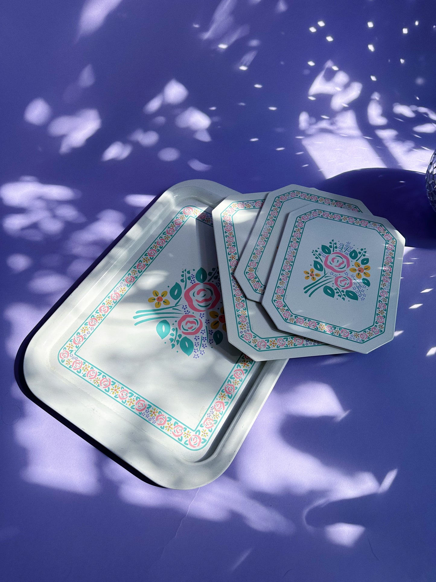 Vintage 80s Floral Metal Tray & Matching Heat Pads / Hot Mats